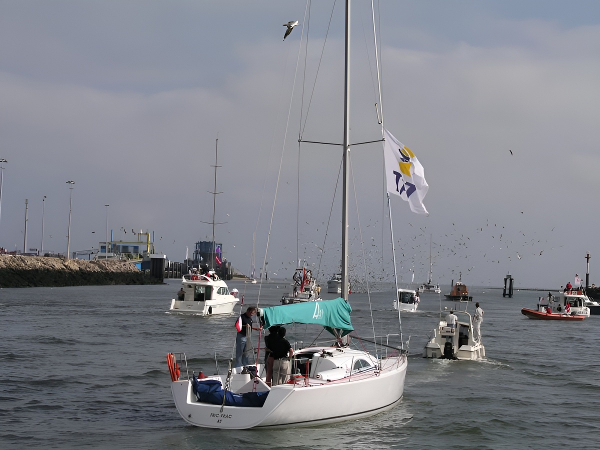 © ALGOuistreham - Port-de-Plaisance-sortie des écluses