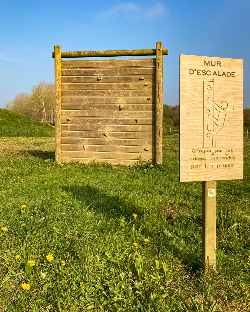 RaduxpicsParcours sportif Lacs de Nerbis mur d'escalade