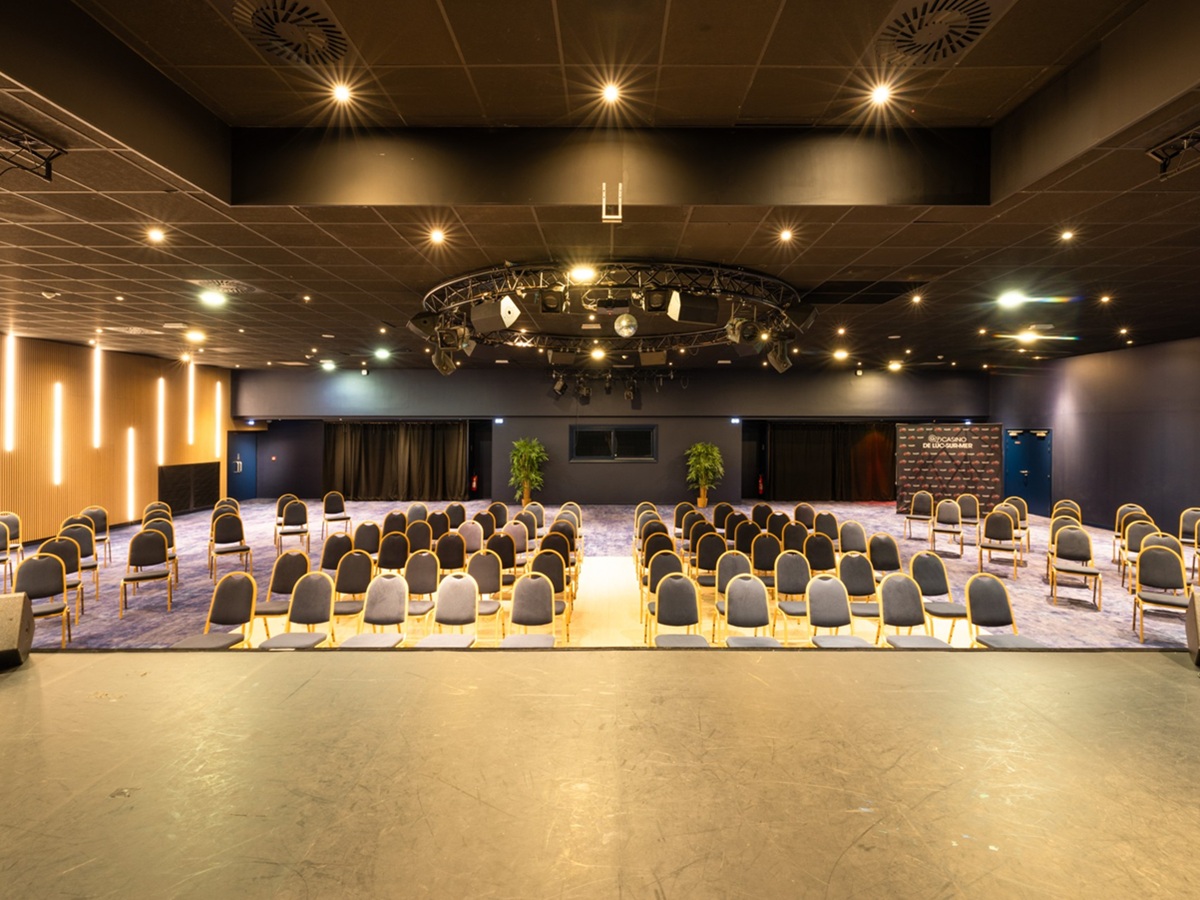 Delphine VornièreSalle Ellispe