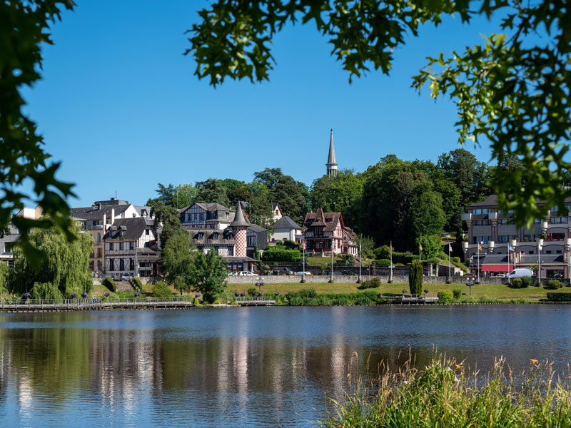 © David CommenchalBagnoles de l'Orne - PCC