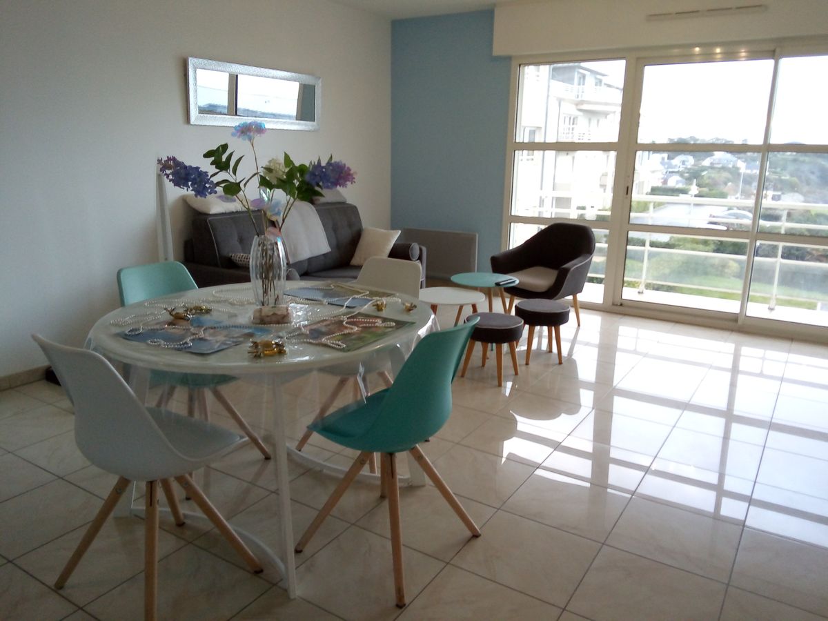 PROPRIETAIRE1-granville-meuble-rouelle-annick