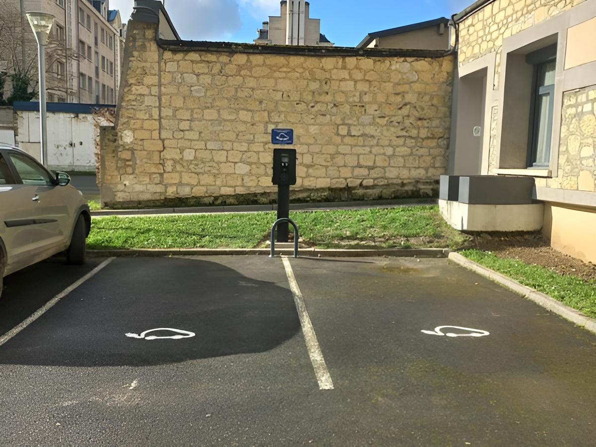 @city'ORECHARGE BORNE ELECTRIQUE BORNE