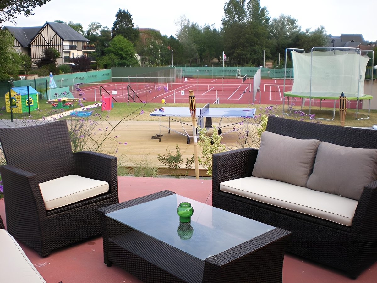OT Cabourg2010-Cabourg-Sporting club