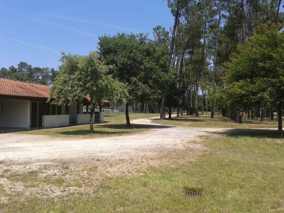 ©OTLAaire de camping cars de Nauton