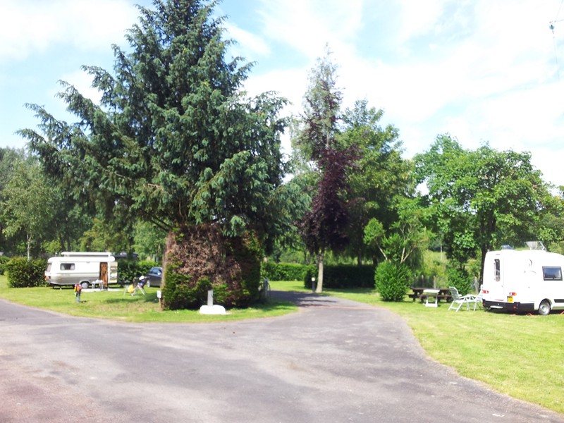OT Bocage NormandMini-golf au camping de Pont-Farcy