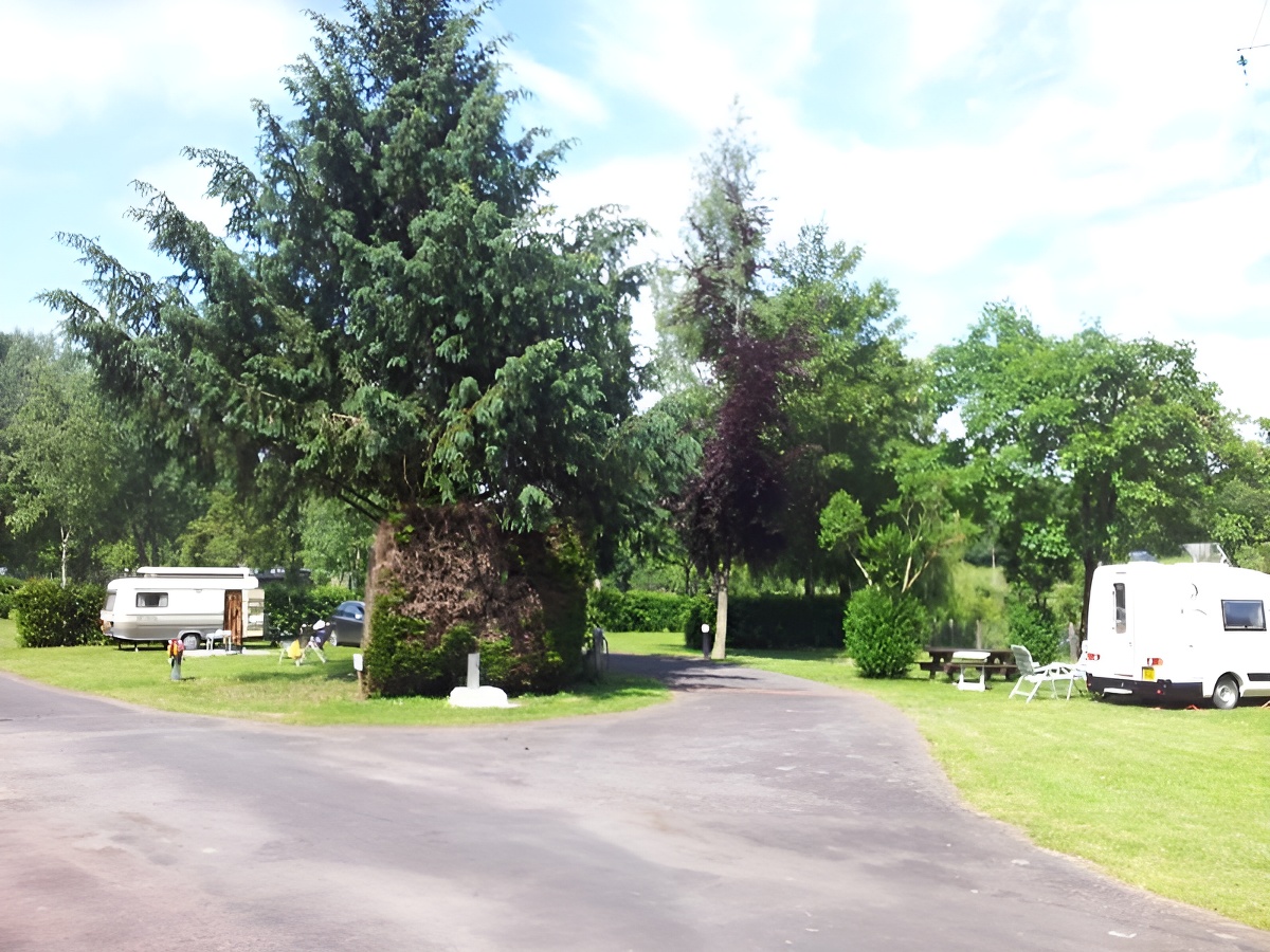 OTBNCamping des Bords de Vire à Pont-Farcy