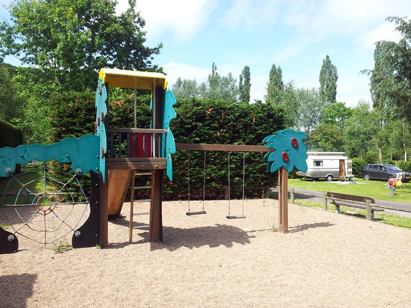 OT Bocage NormandMini-golf au camping de Pont-Farcy