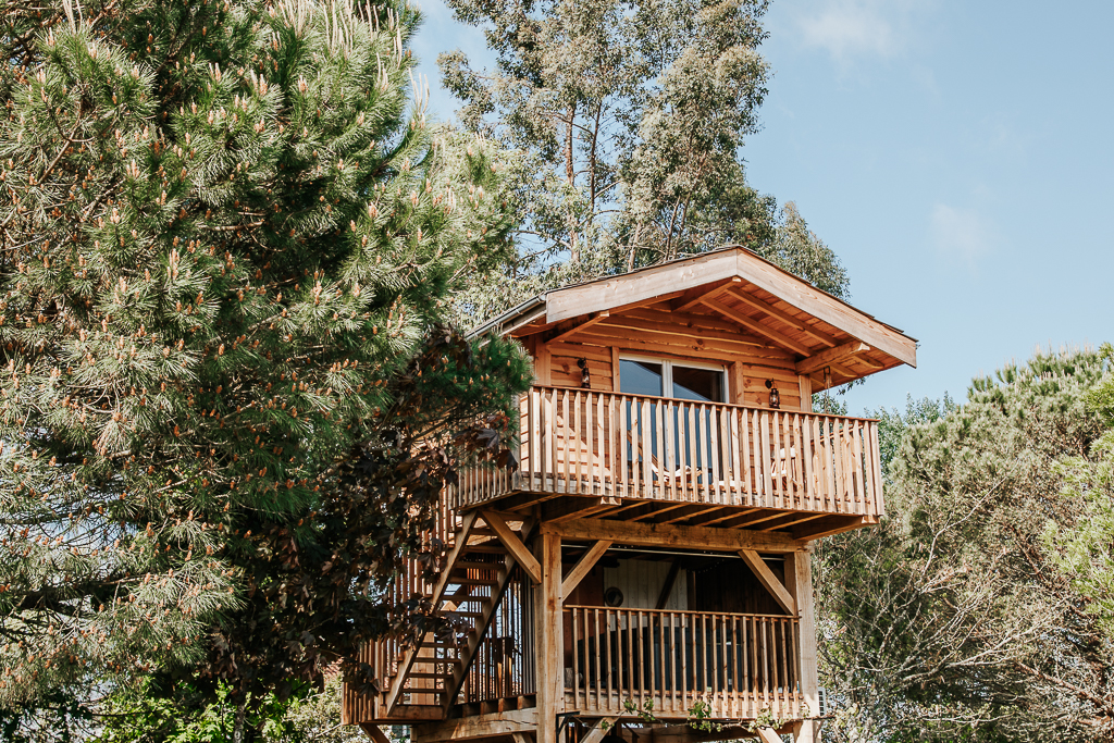 ©Allyson LAFFITTE Photographe2023 - ROQU - Cabane Lou Pignada - Extérieur - ©Allyson LAFFITTE Photographe (1)