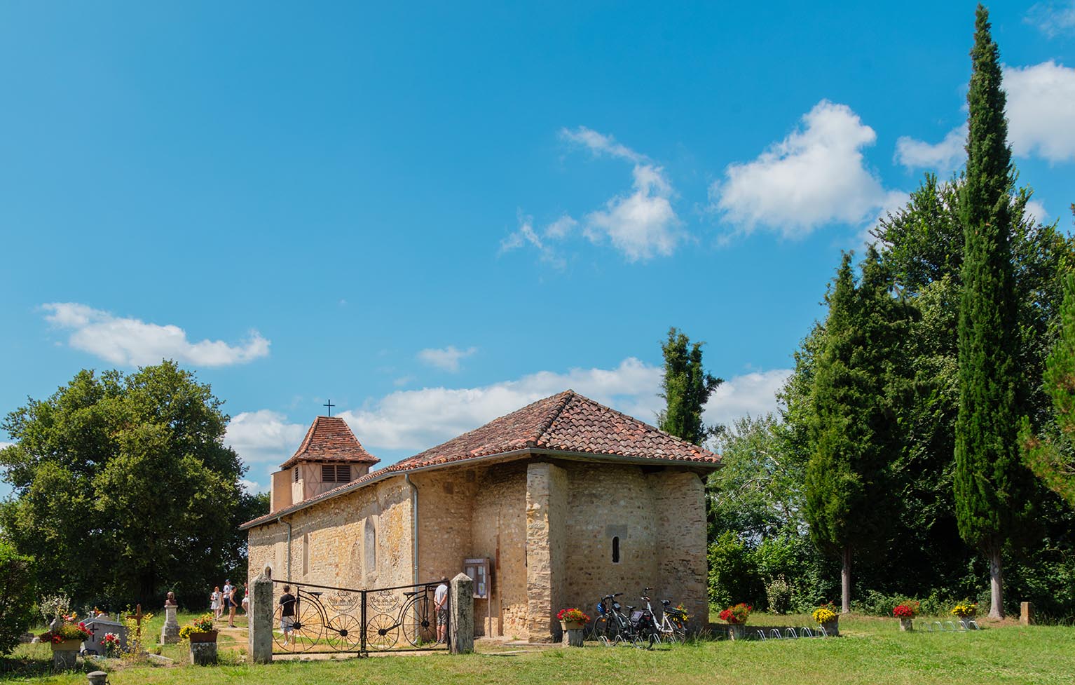 ©Arnaud Späni2024 - LABA - Chapelle des cyclistes extérieur