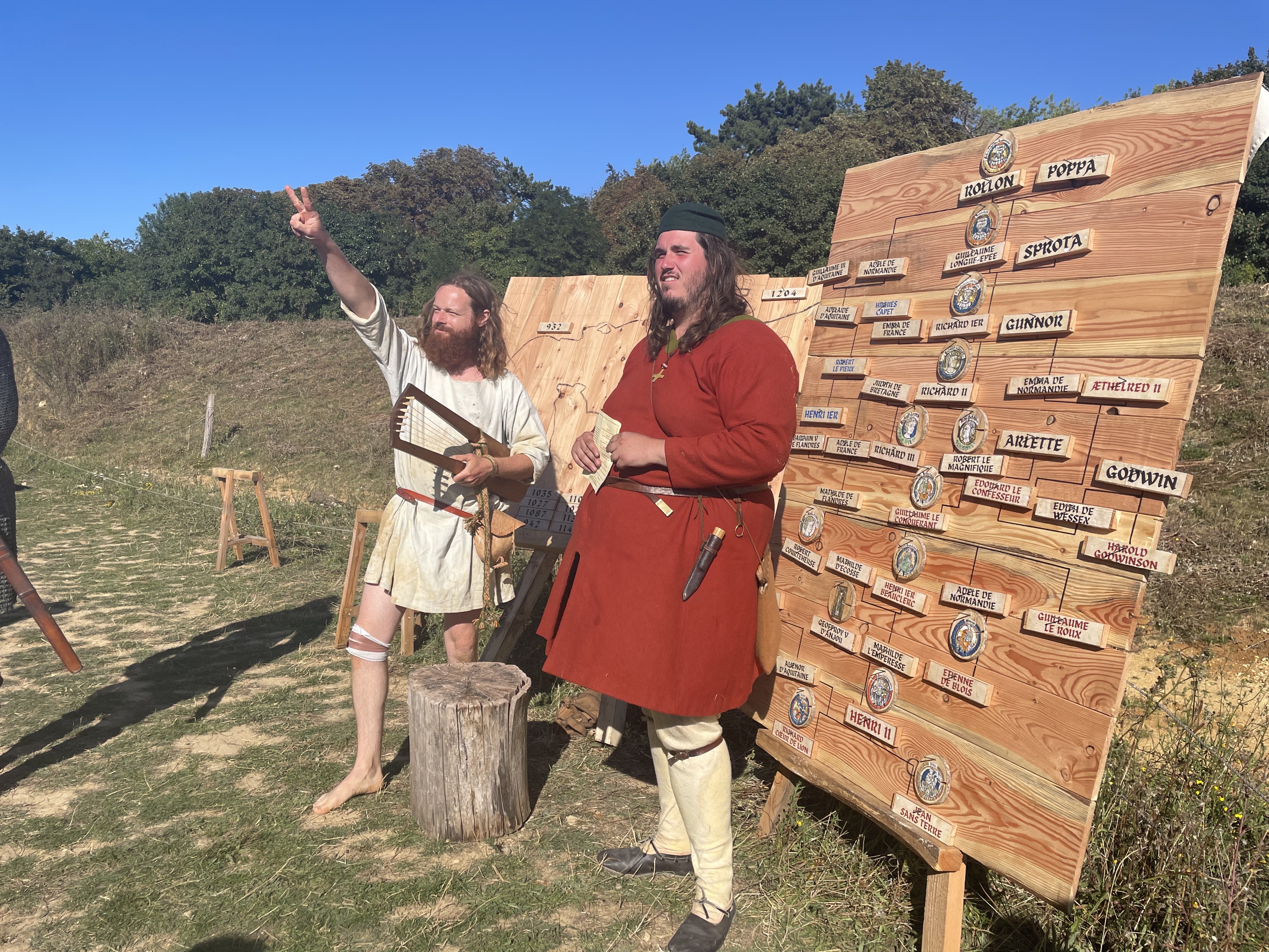 ©Viking Center20250809ornavikfetesducales36chansondeRoland