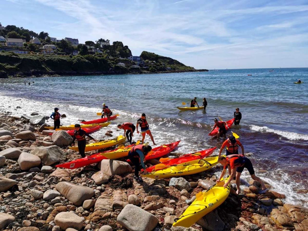 PROPRIETAIRE26-maupertus-sur-mer-camping-anse-du-brick