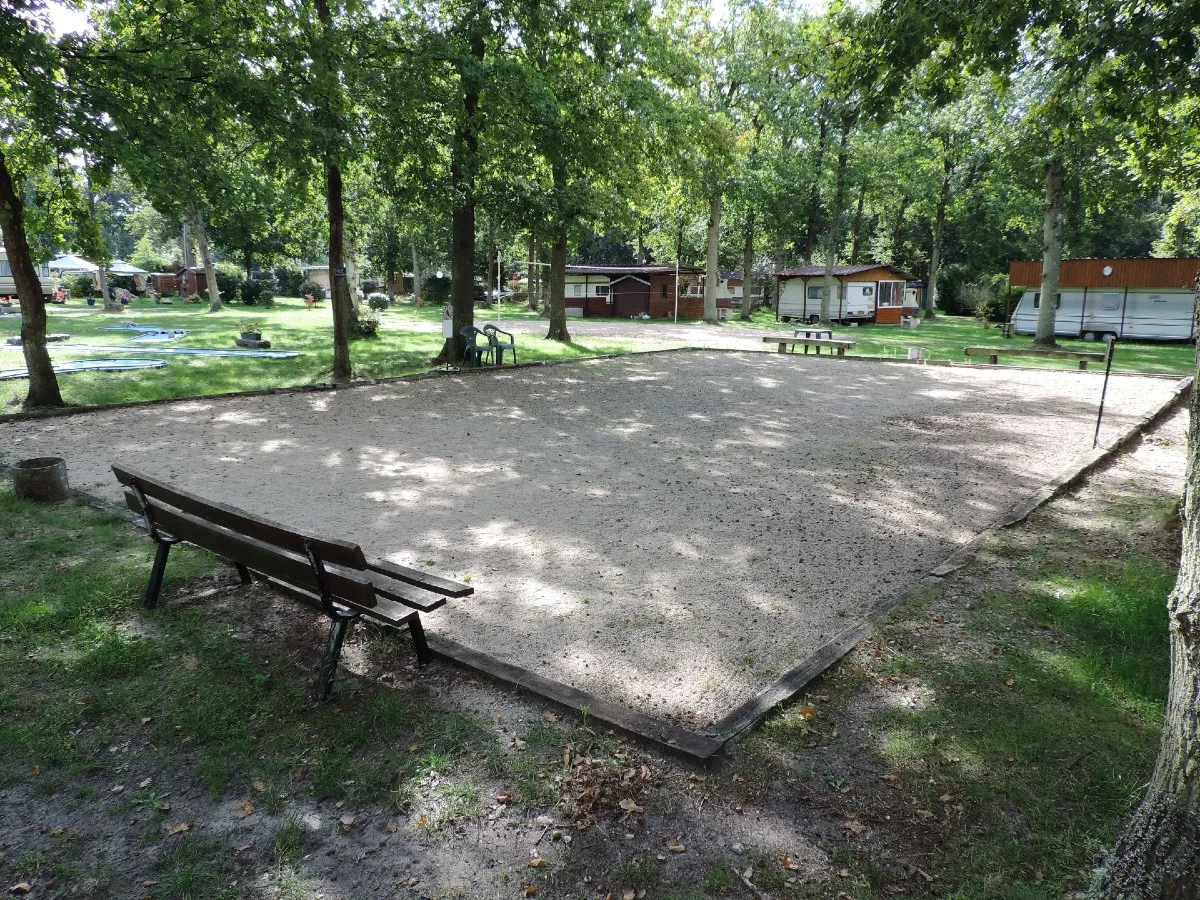 Camping La Chênaie