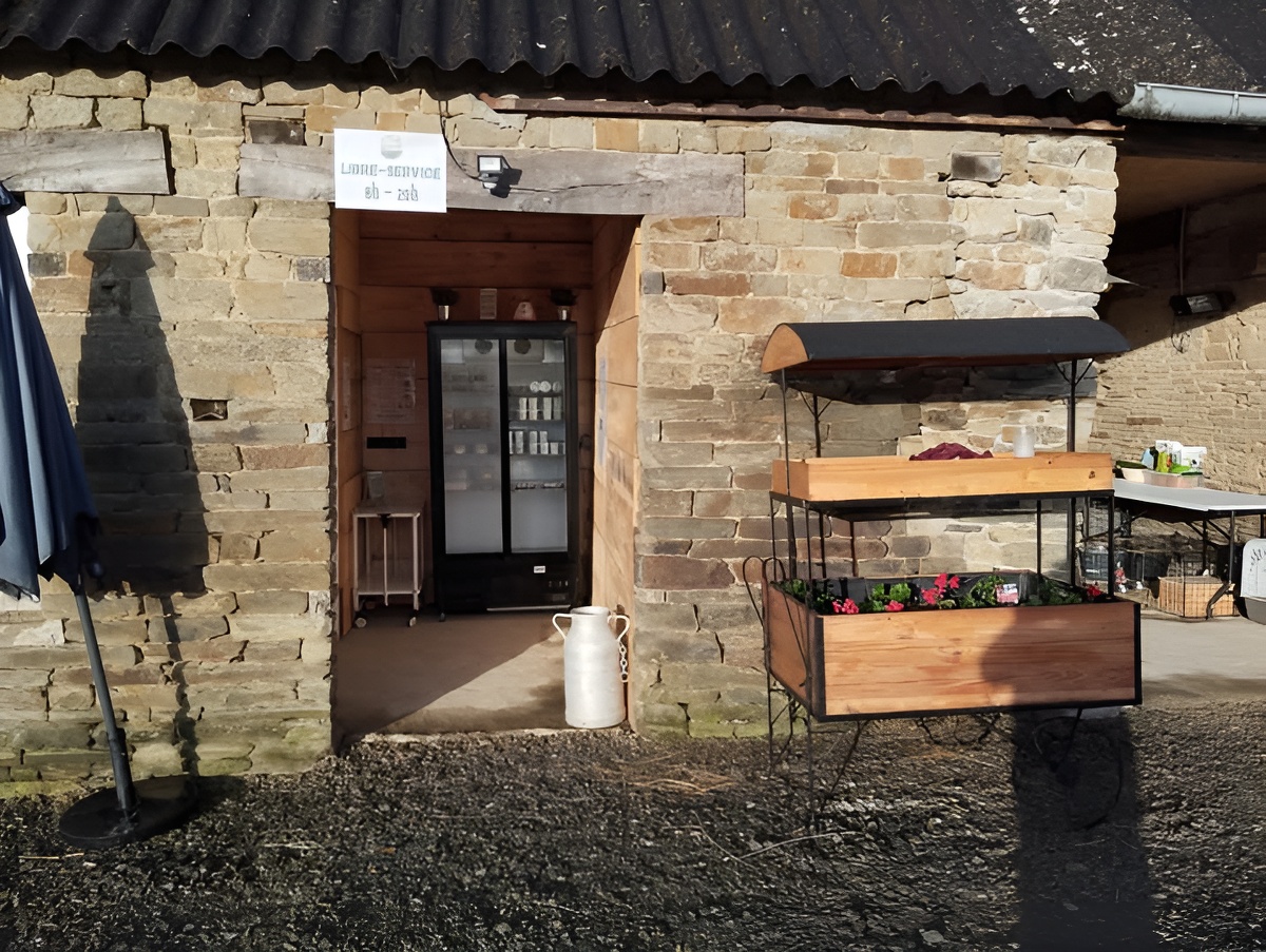 La ChèvrelineBâtiment La Chèvreline Libre service