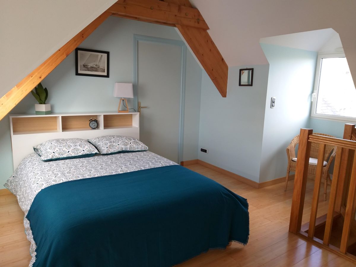 PROPRIETAIRE5-carolles-meuble-duplex-avec-vue-sur-mer