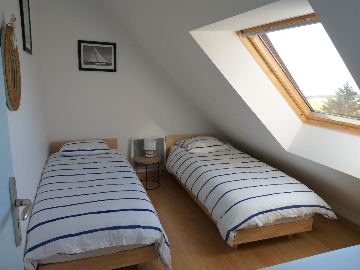PROPRIETAIRE6-carolles-meuble-duplex-avec-vue-sur-mer