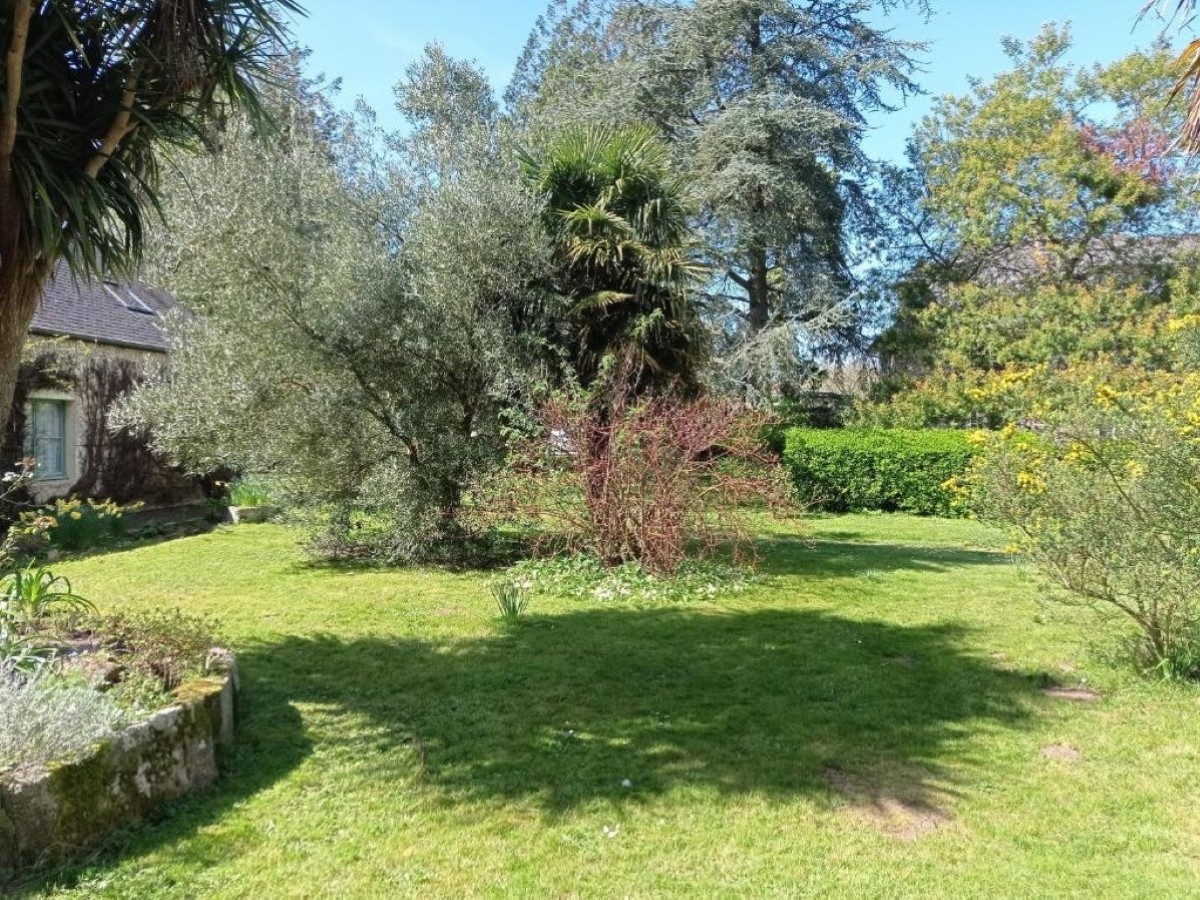 PROPRIETAIREquettehou-Hôtel-La-Demeure-du-Perron-2