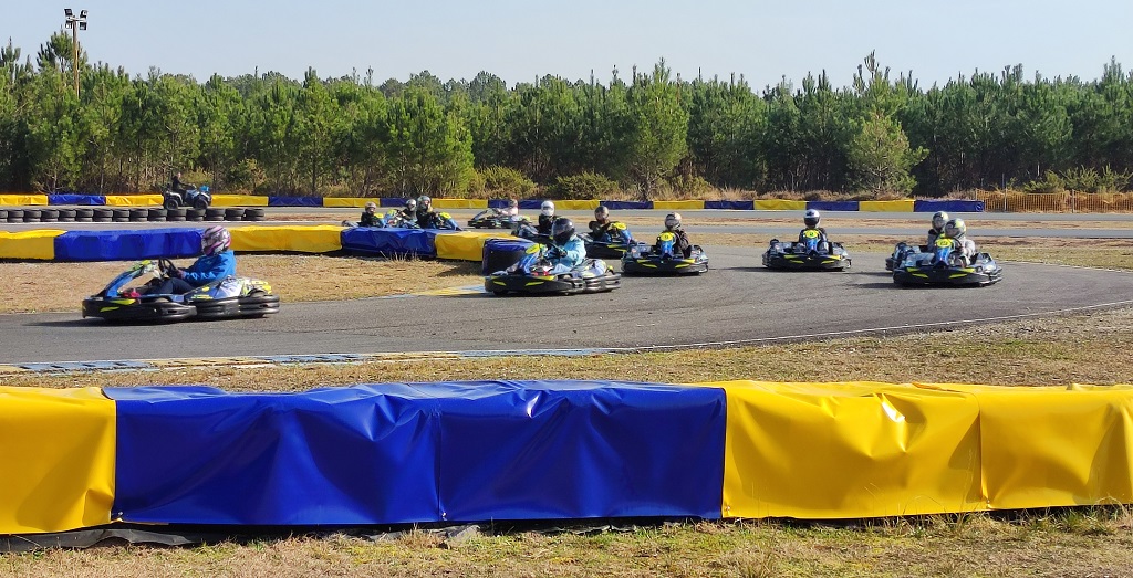 FUN MOTOR SPORTS7. karts virage Magescq_KARTINGMAGESCQ_OTILAS