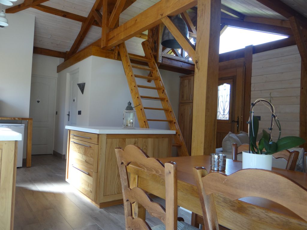 BayleMezzanine
