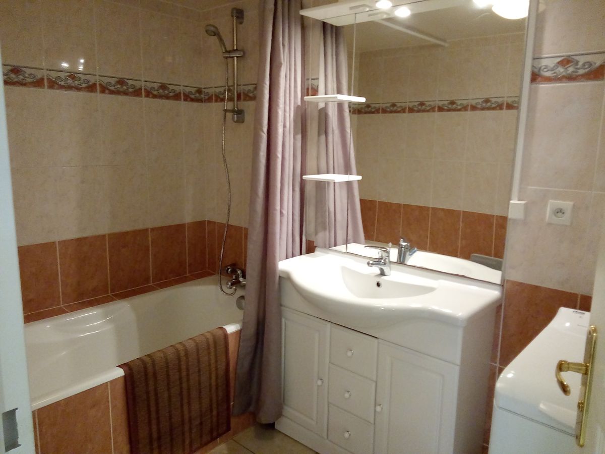 PROPRIETAIRE8-granville-meuble-rouelle-annick