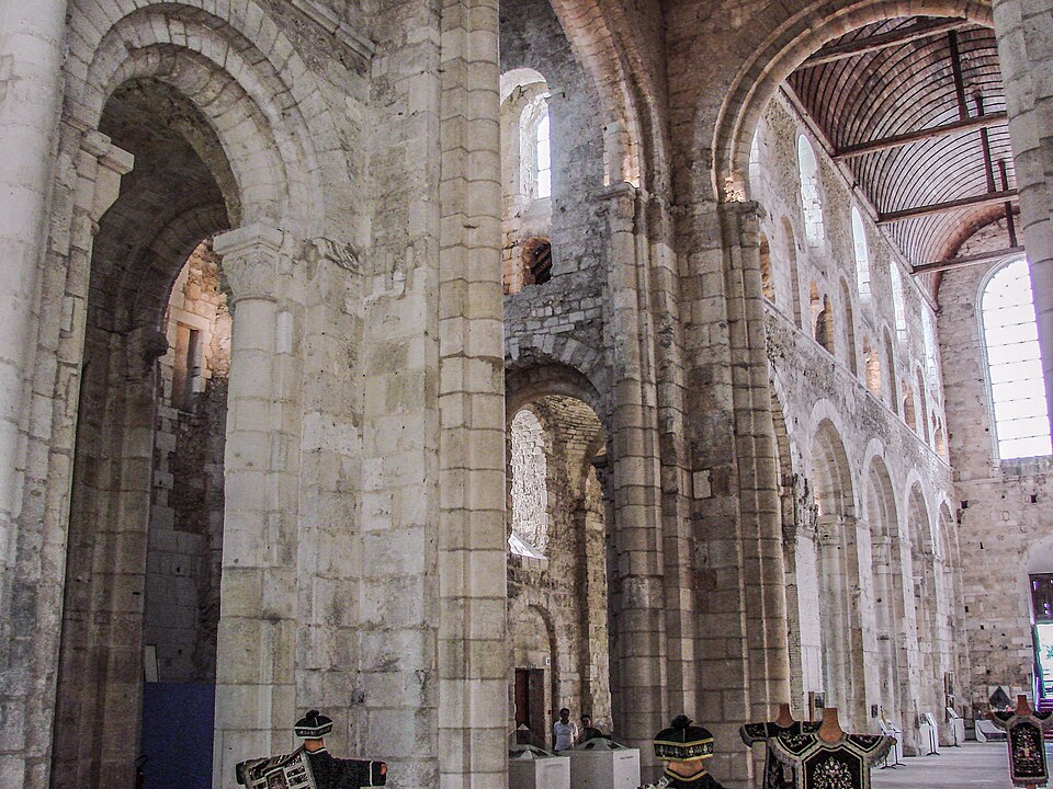 Abbatiale Notre-Dame de Bernay