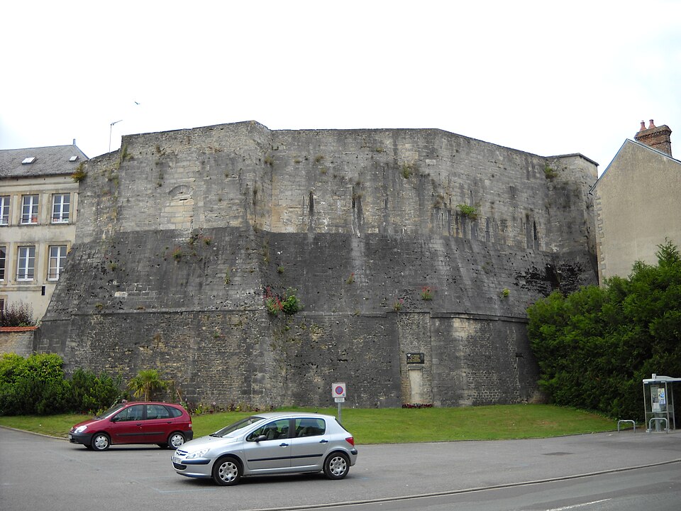 Argentan_-_Donjon