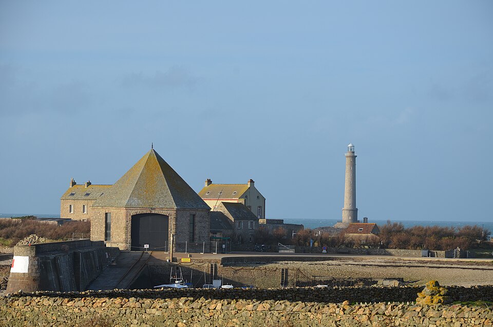 Auderville_-_SNSM_et_Phare_de_la_Hague_1