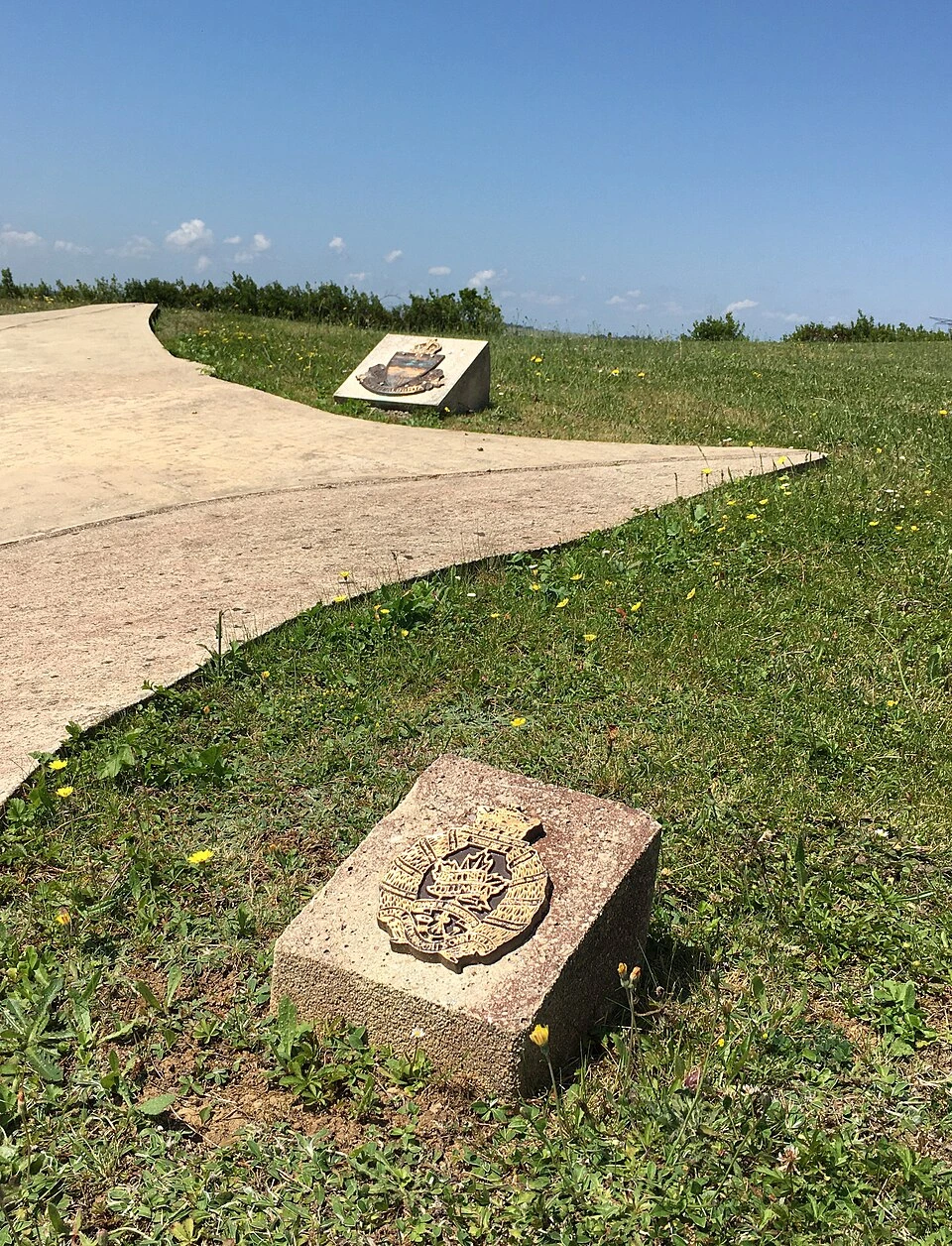 Mémorial de Cindais, côte 67