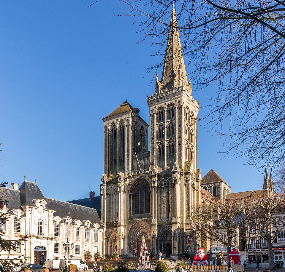 Cathédrale_Saint-Pierre_de_Lisieux