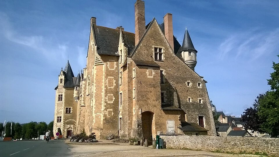 Château_et_Apothicairerie_de_Baugé