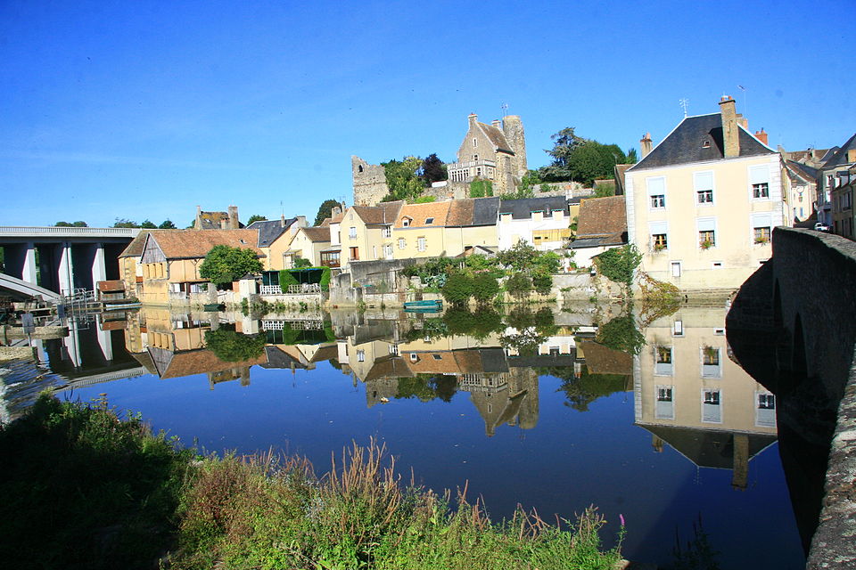 Château de Beaumont-sur-Sarthe