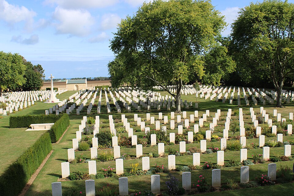 Cimetière canadien de Bény-sur-Mer