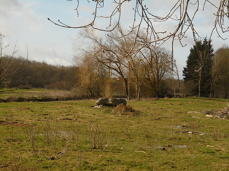 Dolmen de Rugles à Ambenay dans l Eure