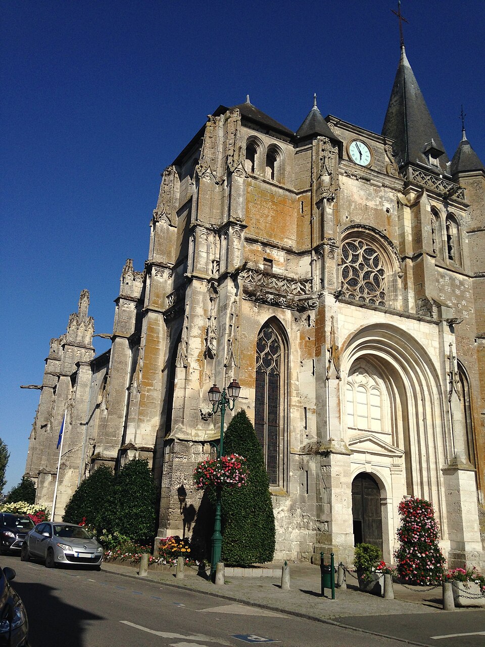 Eglise Saint-Paul et Saint-Pierre