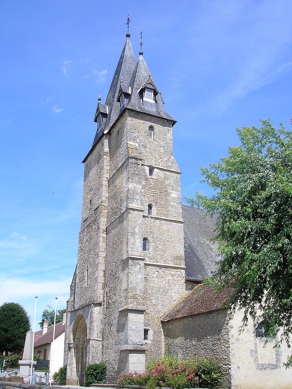 Eglise Saint-Pierre-et-Saint-Paul Essay