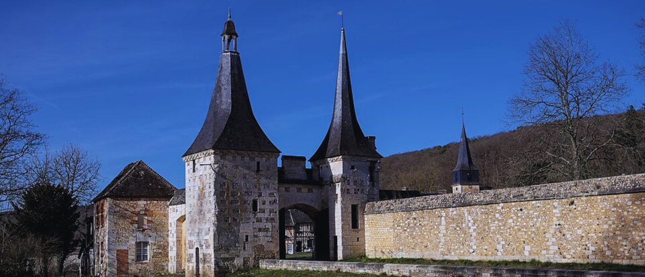 Entrée Abbaye Notre-Dame du Bec de Bec-Hellouin