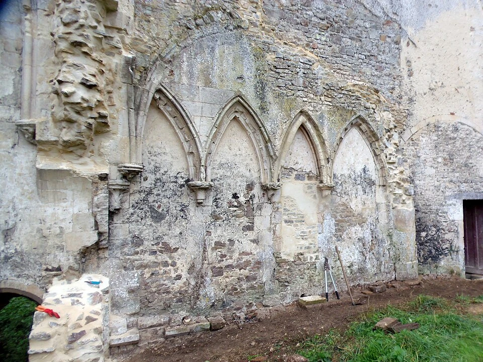 Abbaye Saint-Andre-en-Gouffern 1