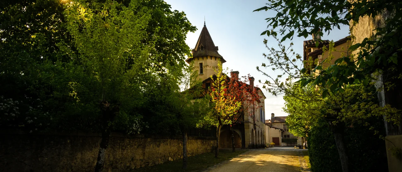 Saint-Justin - Tour octogonale du manoir de Léon-Dufour