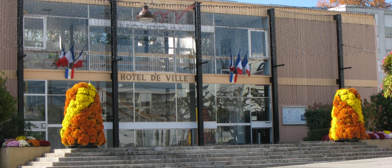 Mourenx - Hôtel de ville
