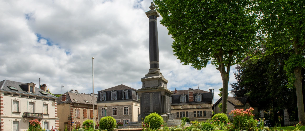 Oloron-Sainte-Marie - Monument aux morts