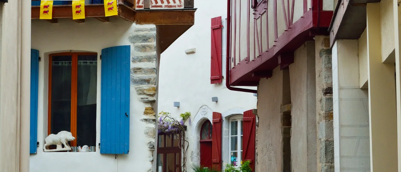 Salies-de-Béarn - Ruelle colorée 2