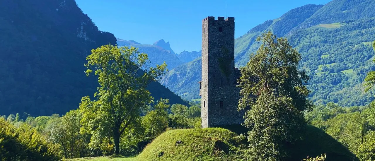 Castet - Tour d'Abadie