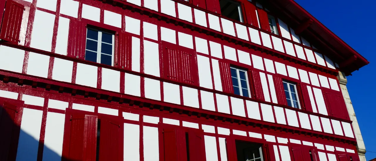 Saint-Pée-sur-Nivelle - Maison colorée