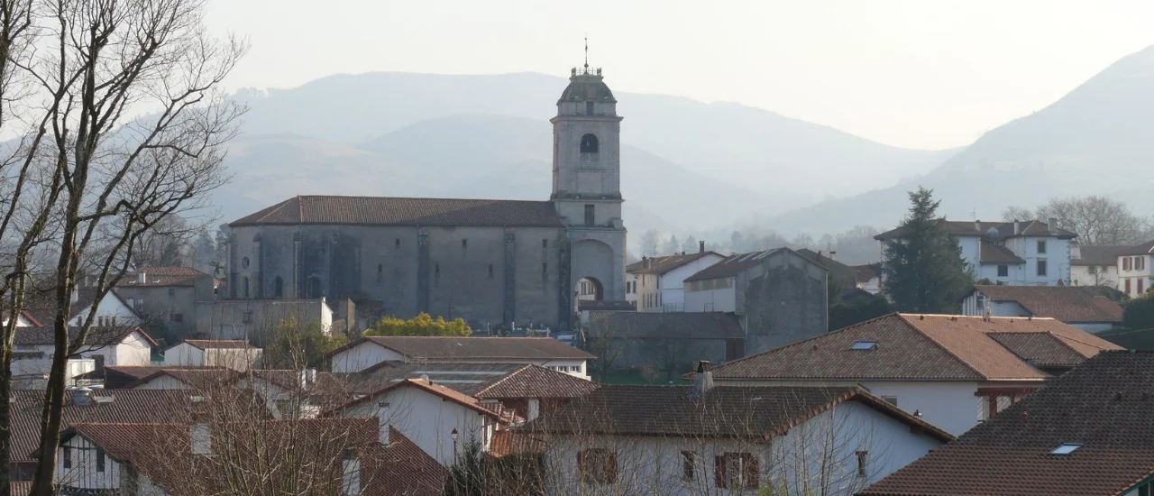 Urrugne - Vue aérienne sur l'église