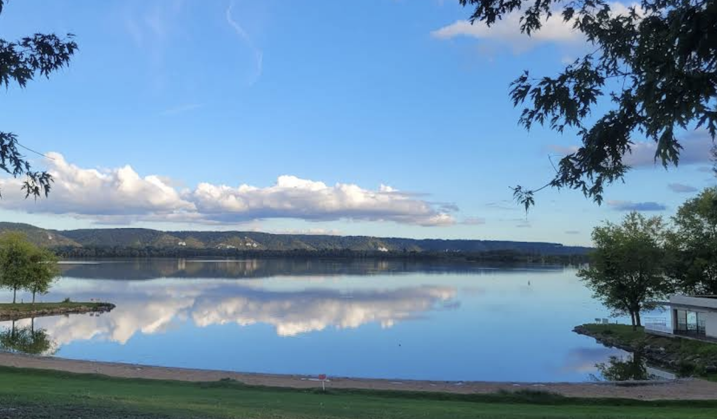 Lac et base de loisirs de Léry-Poses