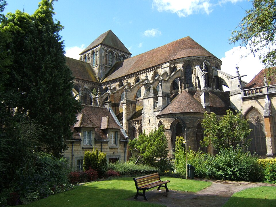 Cathédrale Saint-Pierre de Lisieux