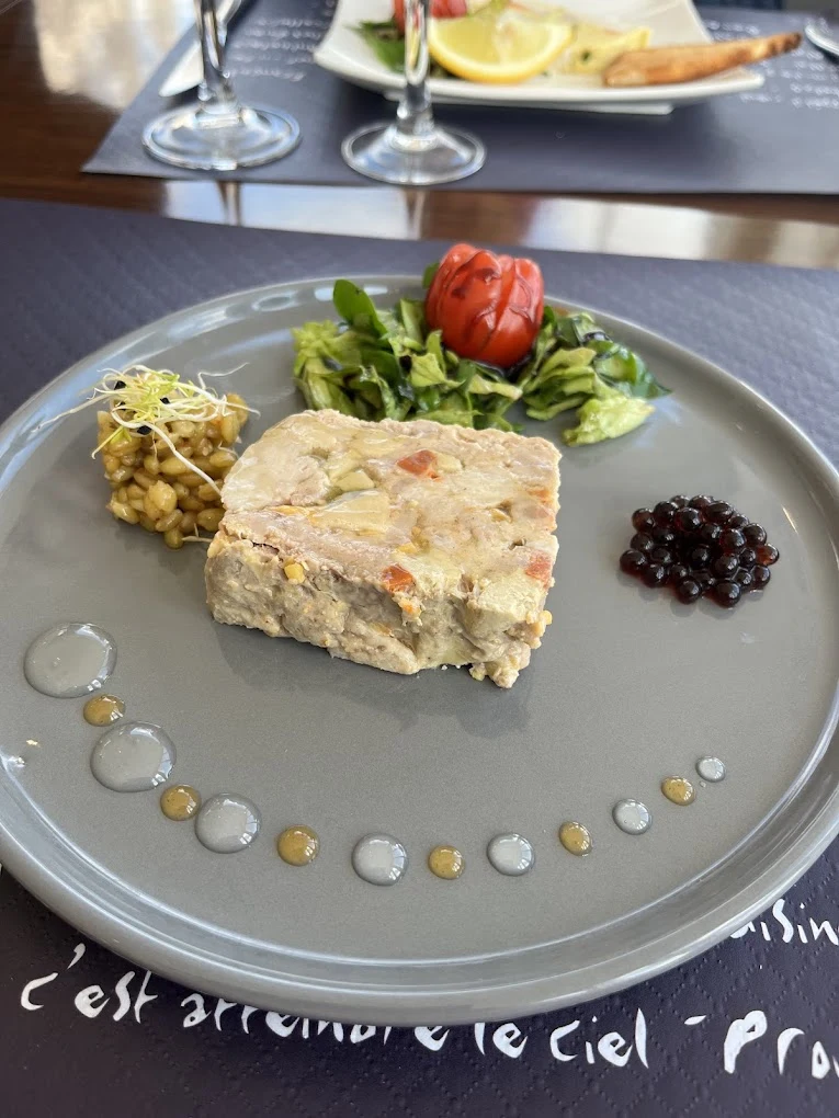 Entrée au restaurant