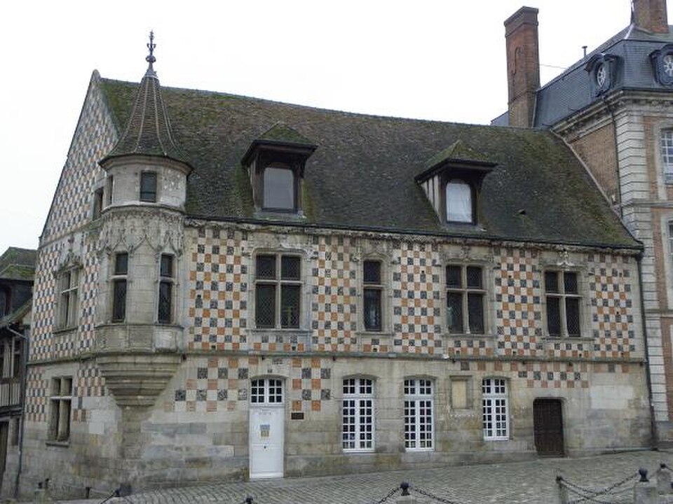 Maison de la renaissance à Verneuil-sur-Avre