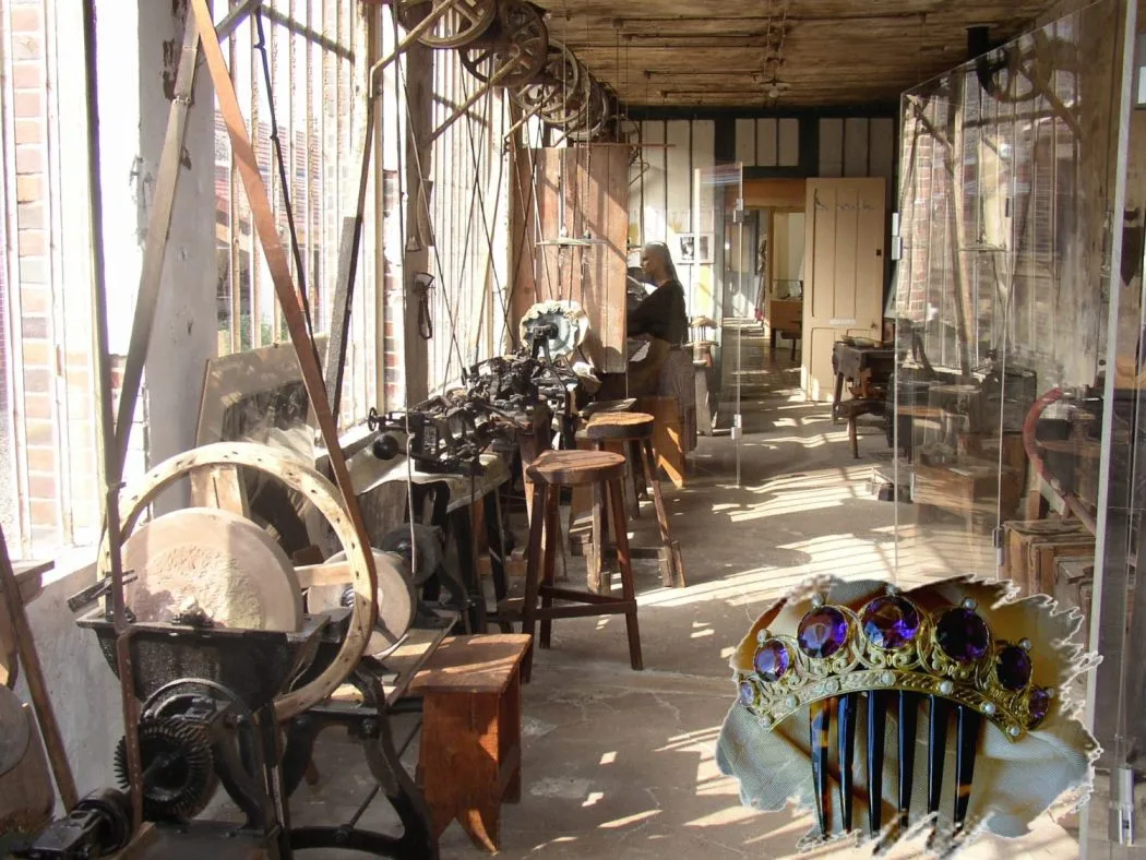 Musée du peigne et des parures