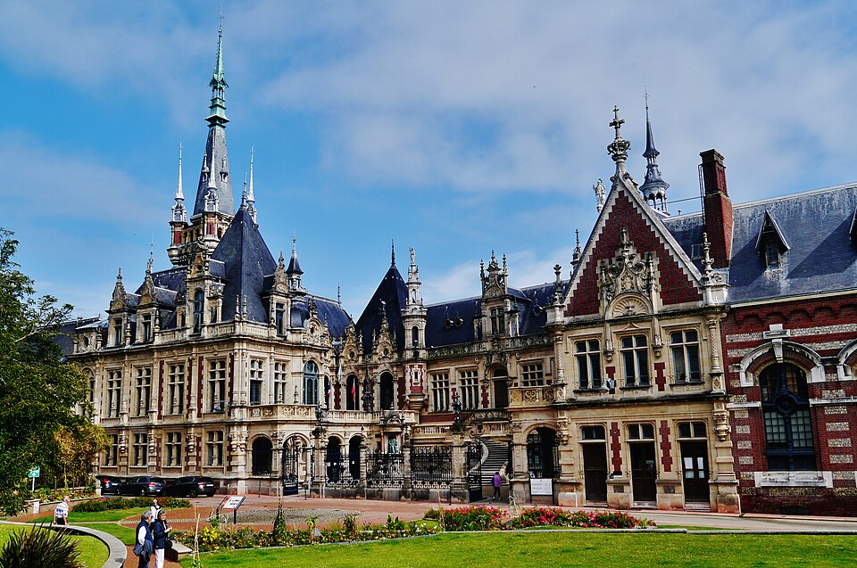 Palais_Benedictine._Fécamp,_France