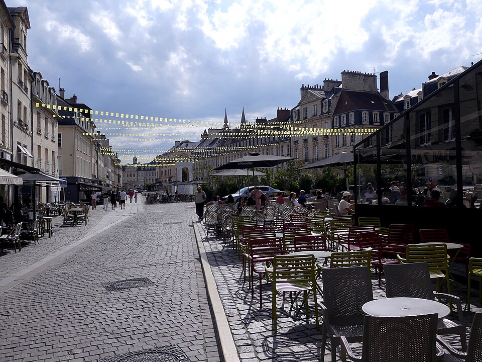 Place Saint-Sauveur de Caen
